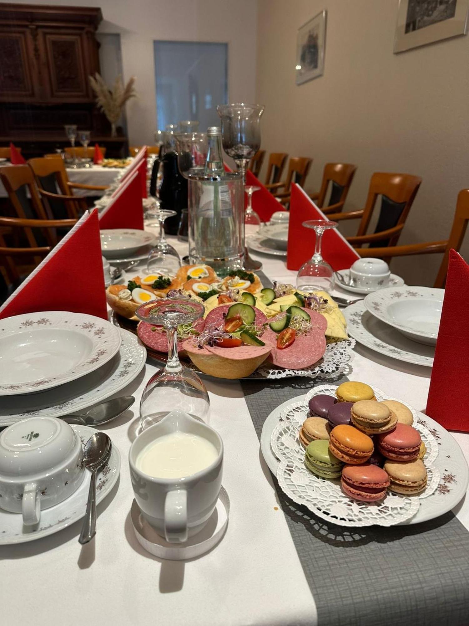 Hotel Zu Den Linden Вахтберг Экстерьер фото