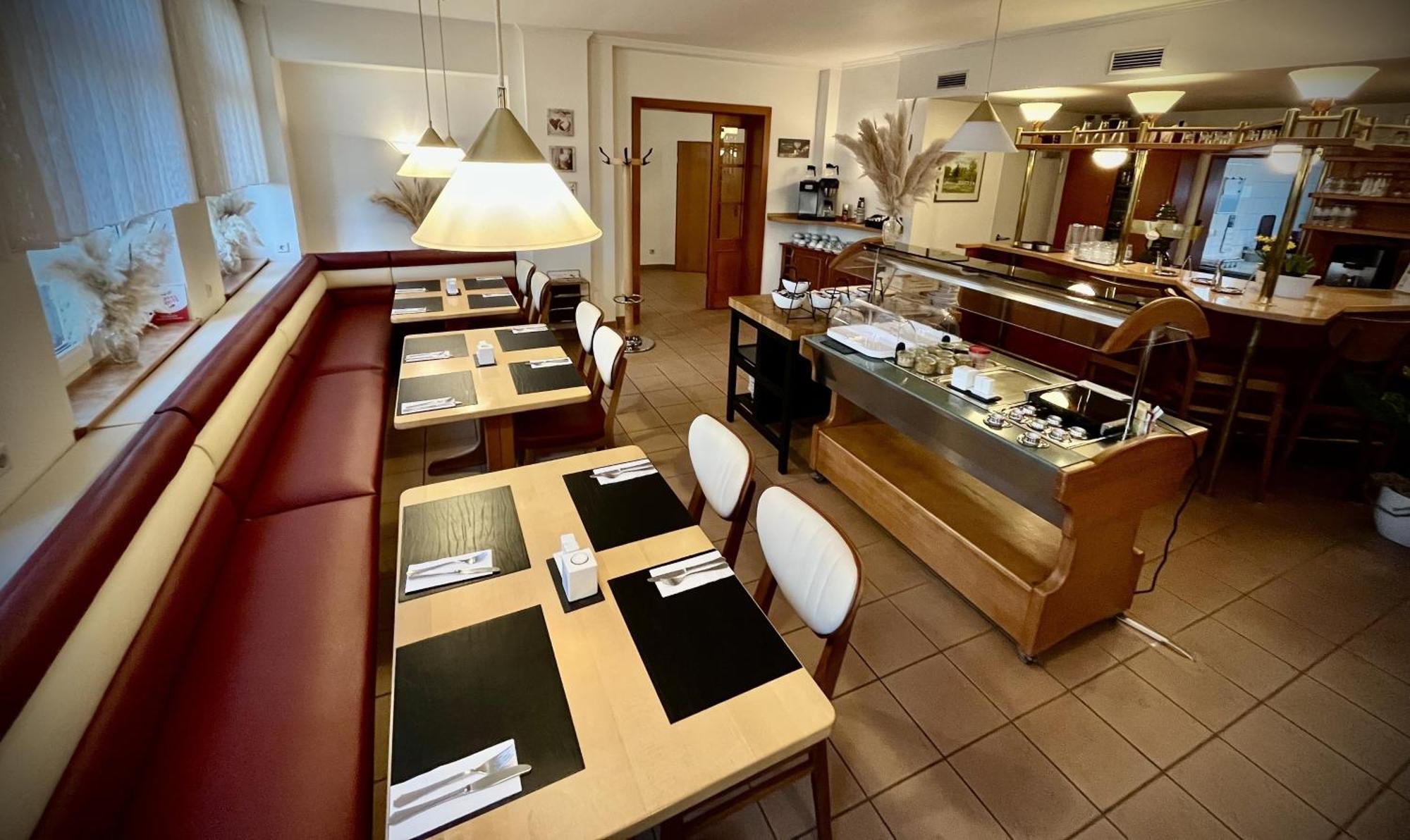 Hotel Zu Den Linden Вахтберг Экстерьер фото